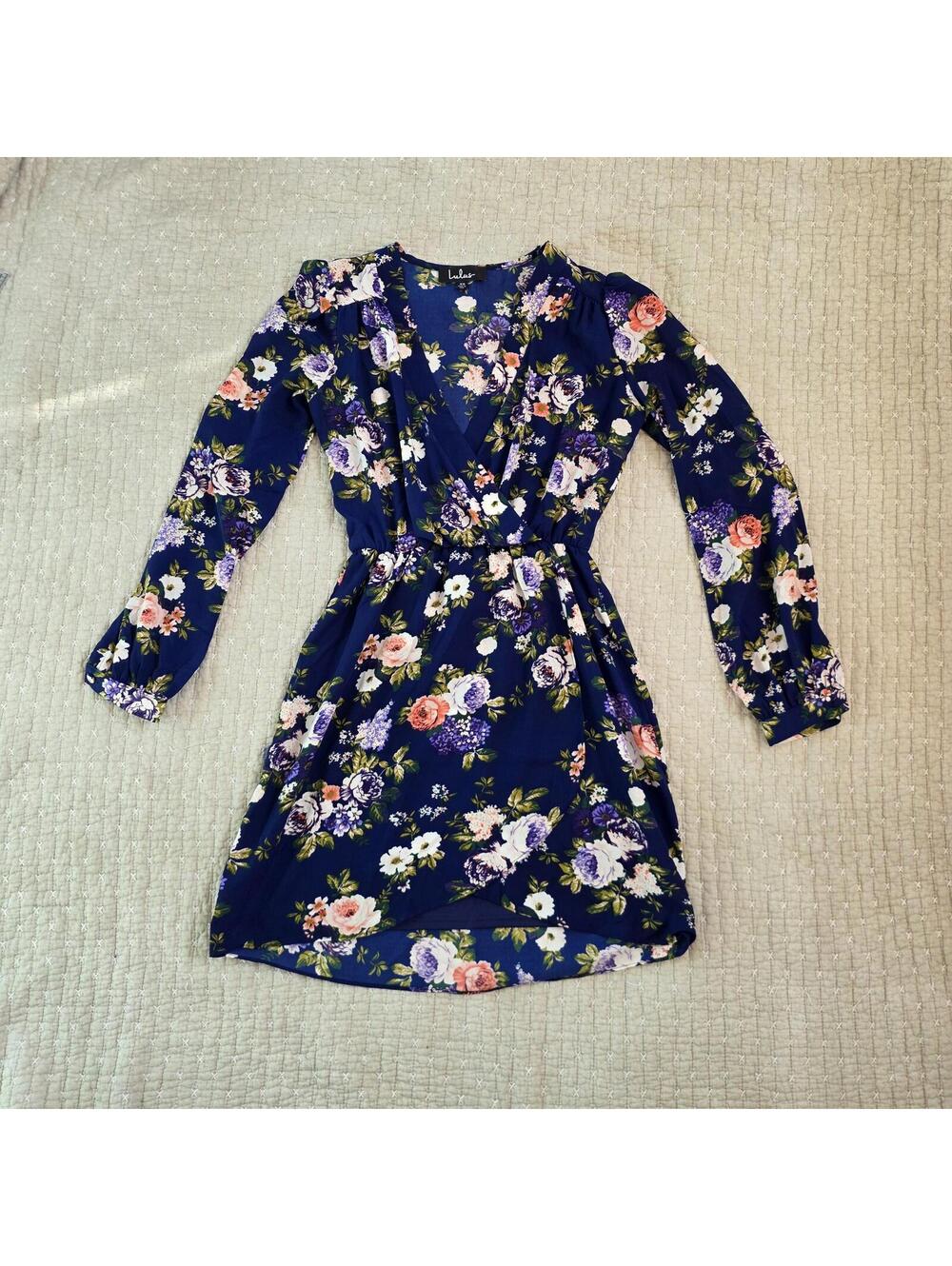 Lulus That's a Wrap Floral Print Made in USA Dress sz XS